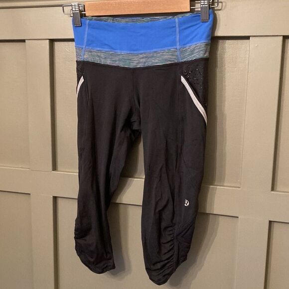 LULULEMON Run A Marathon Crop Pants Running Tights Leggings Size 4 - Picture 4 of 9